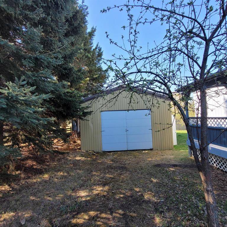 Breton, AB T0C 0P0,119 Maple CRES