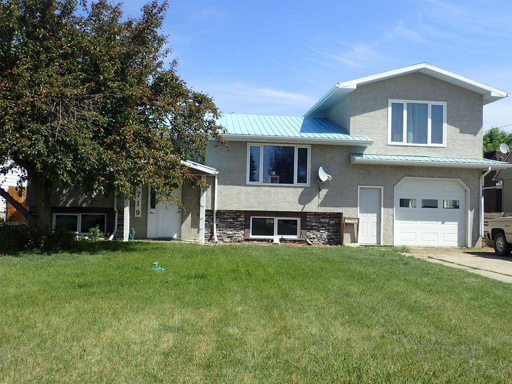 Taber, AB T1G 1E4,4719 56 AVE