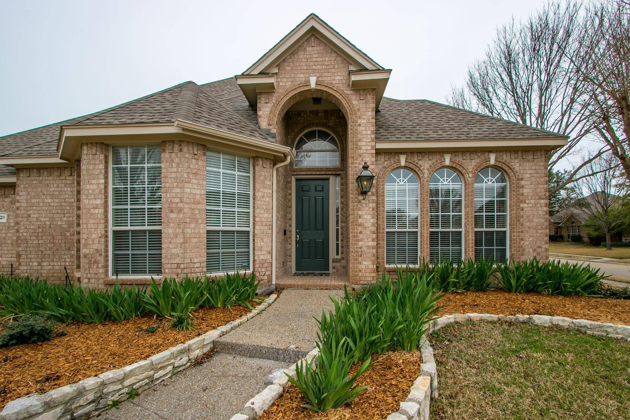 Plano, TX 75025,9421 Braxton Lane