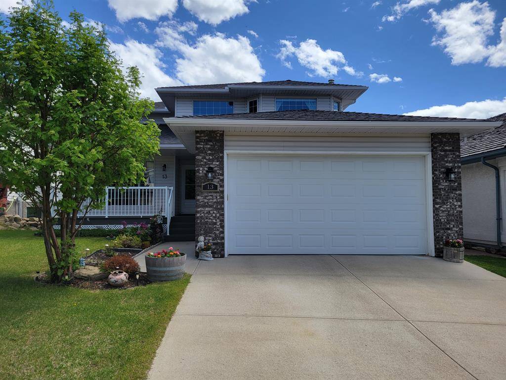 Cochrane, AB T4C 1N7,13 Gleneagles Close