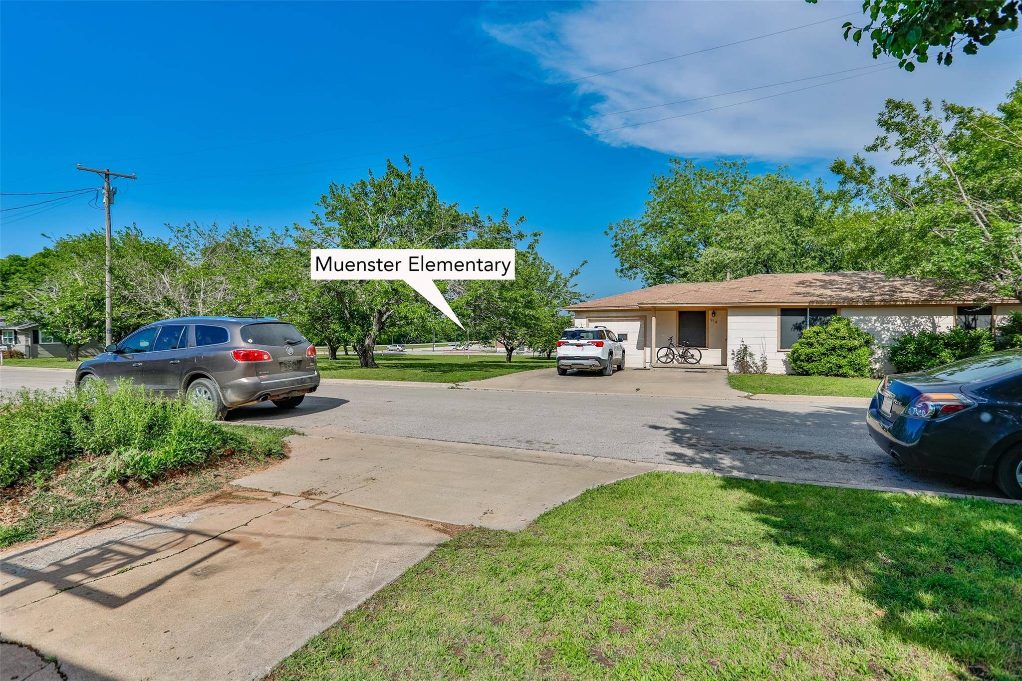 Muenster, TX 76252,915 N Oak