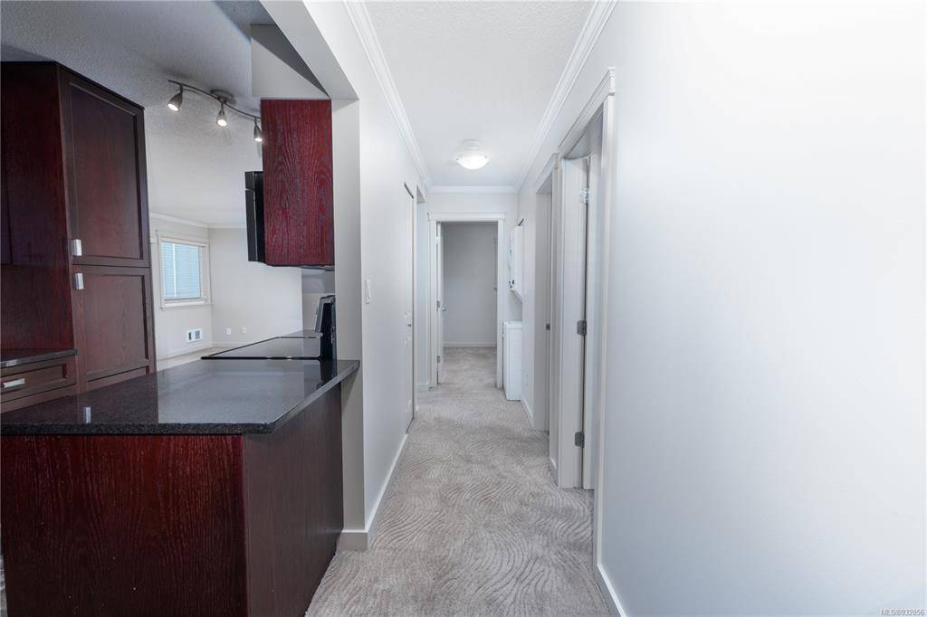 Campbell River, BC V9W 1A6,622 ISLAND Hwy S #202