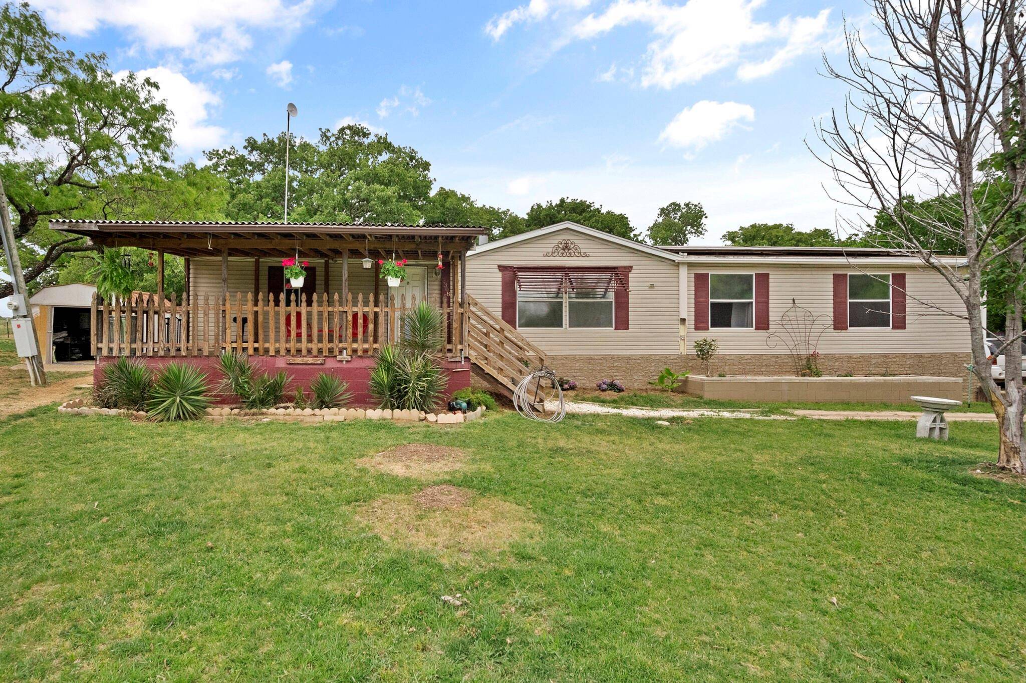 Alvarado, TX 76009,3308 Old Church Circle