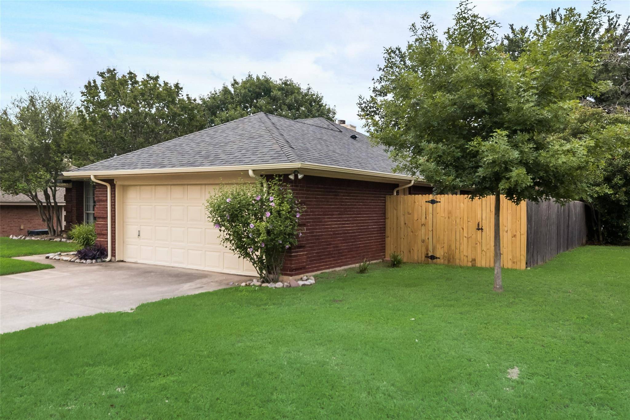 Mansfield, TX 76063,800 Water View Drive