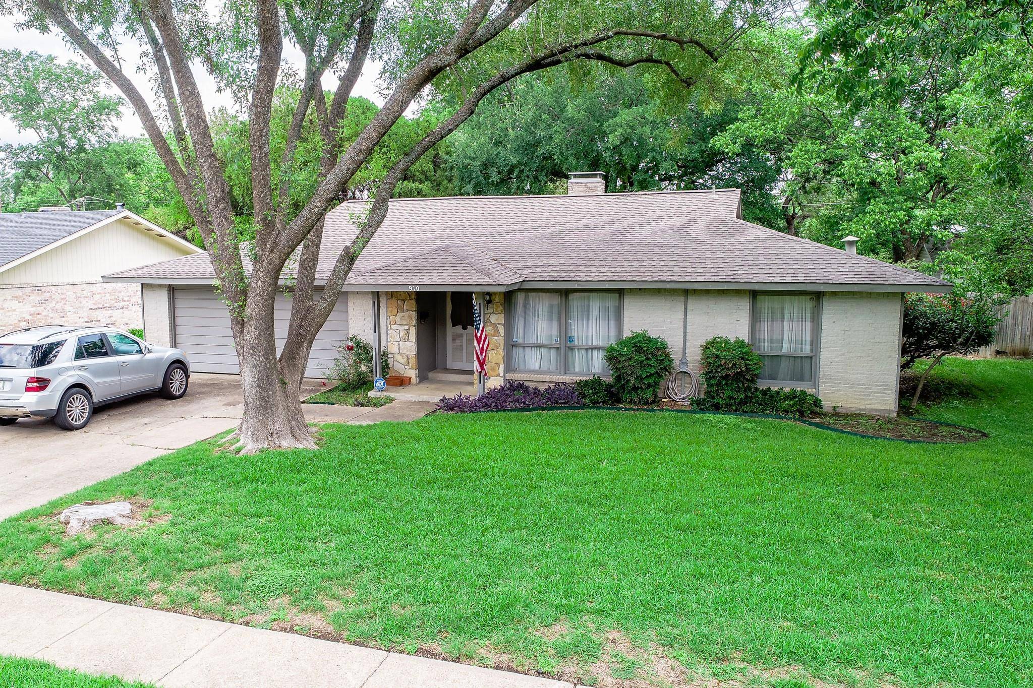 Richardson, TX 75080,910 Redwood Drive