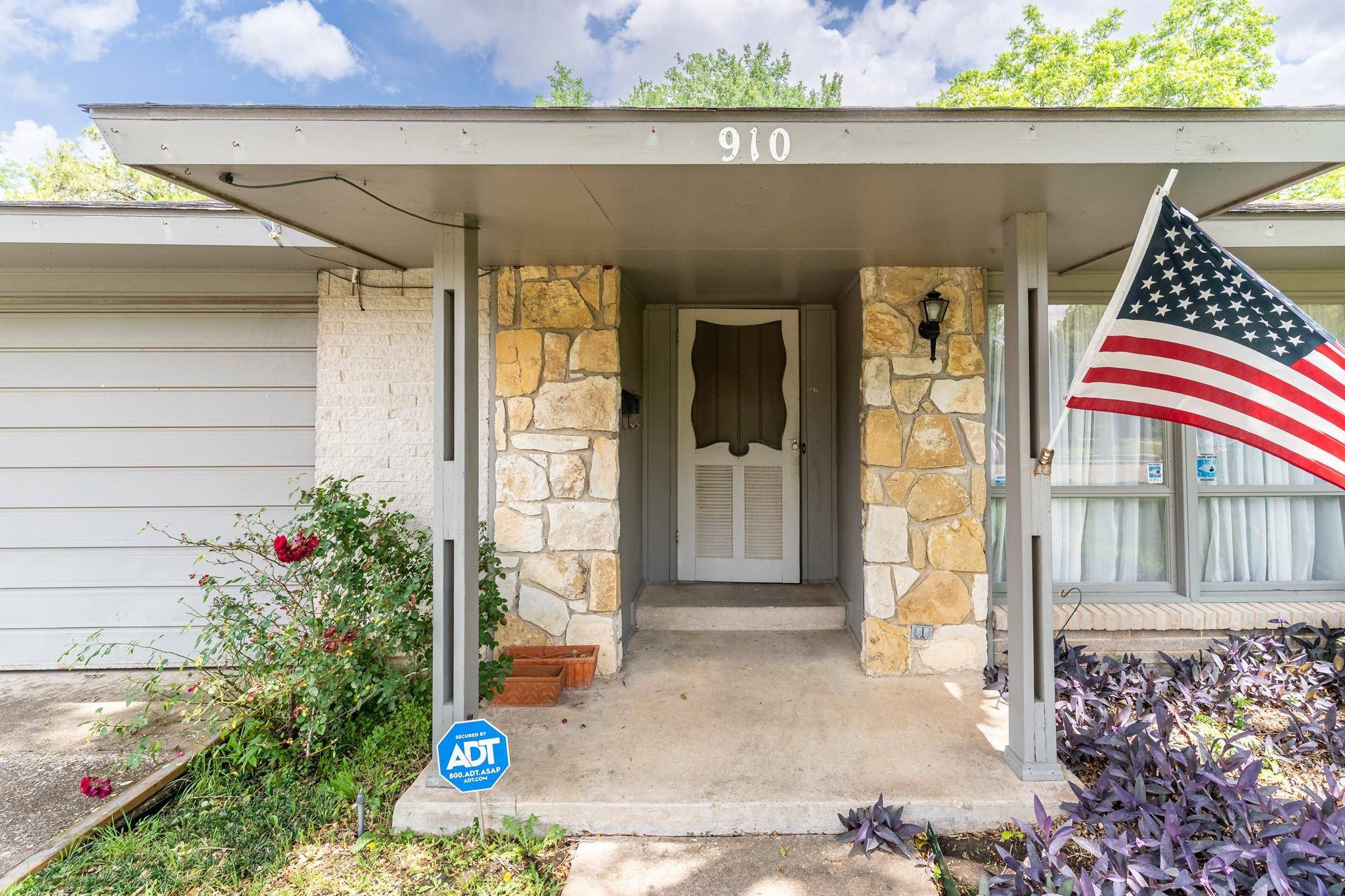 Richardson, TX 75080,910 Redwood Drive