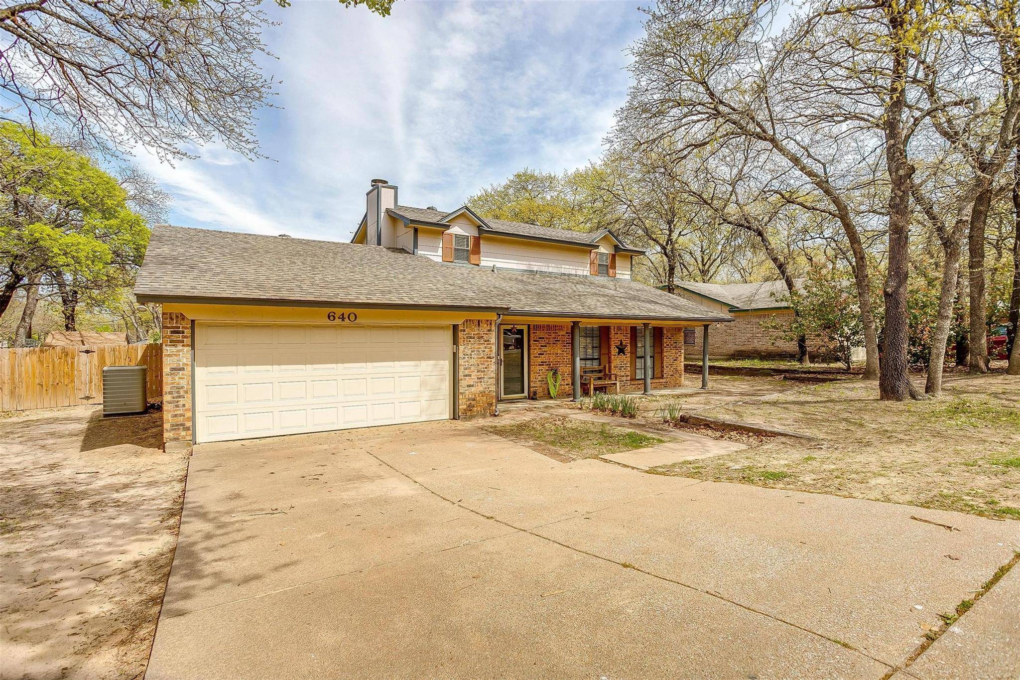 Azle, TX 76020,640 Lake Crest Parkway