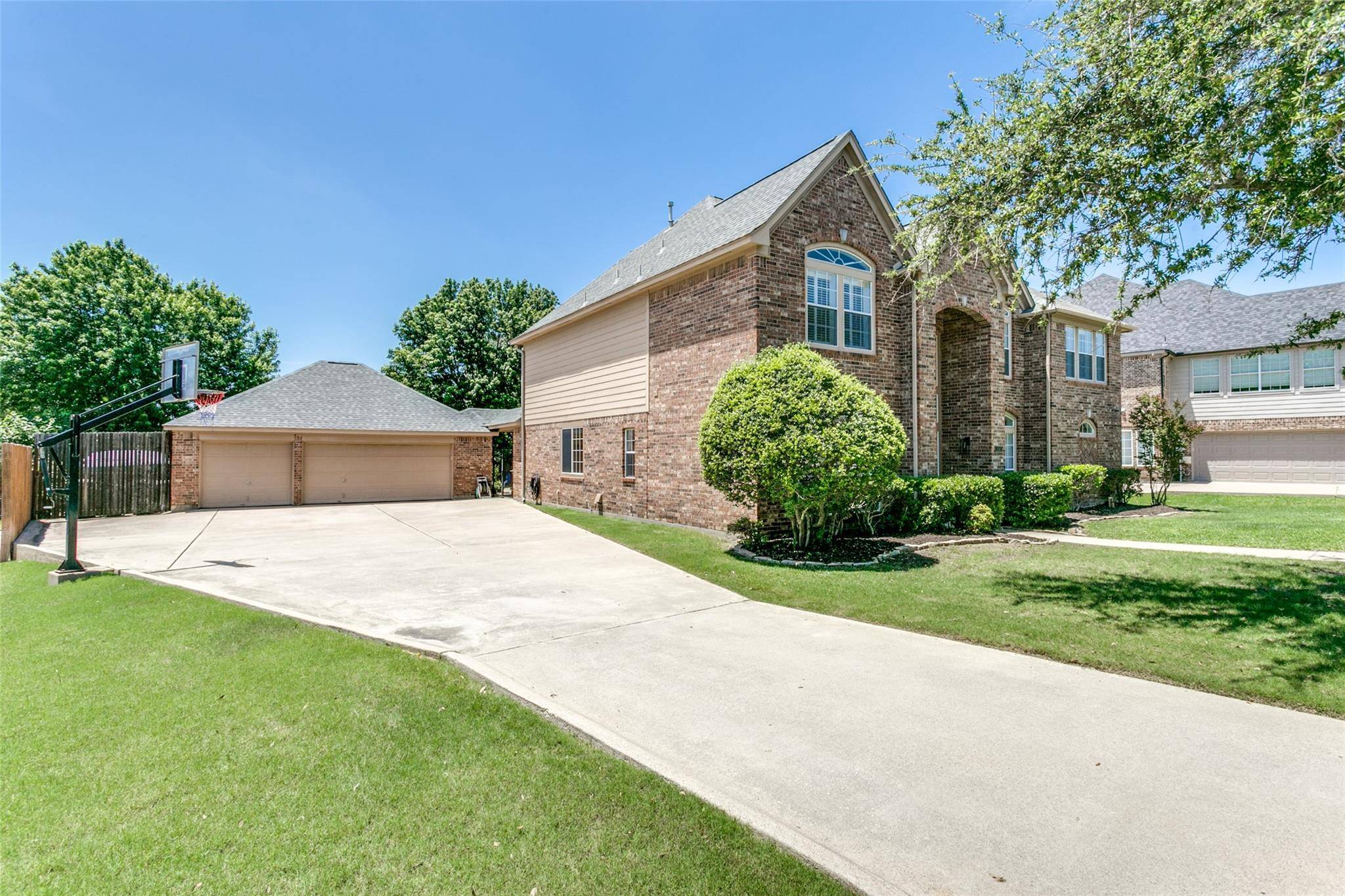 Southlake, TX 76092,104 Clear Brook Court