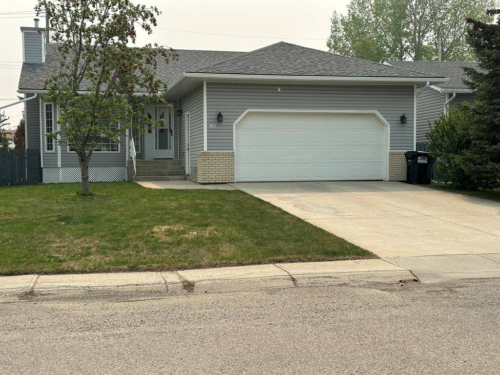 Didsbury, AB T0M 0W0,1413 22 AVE