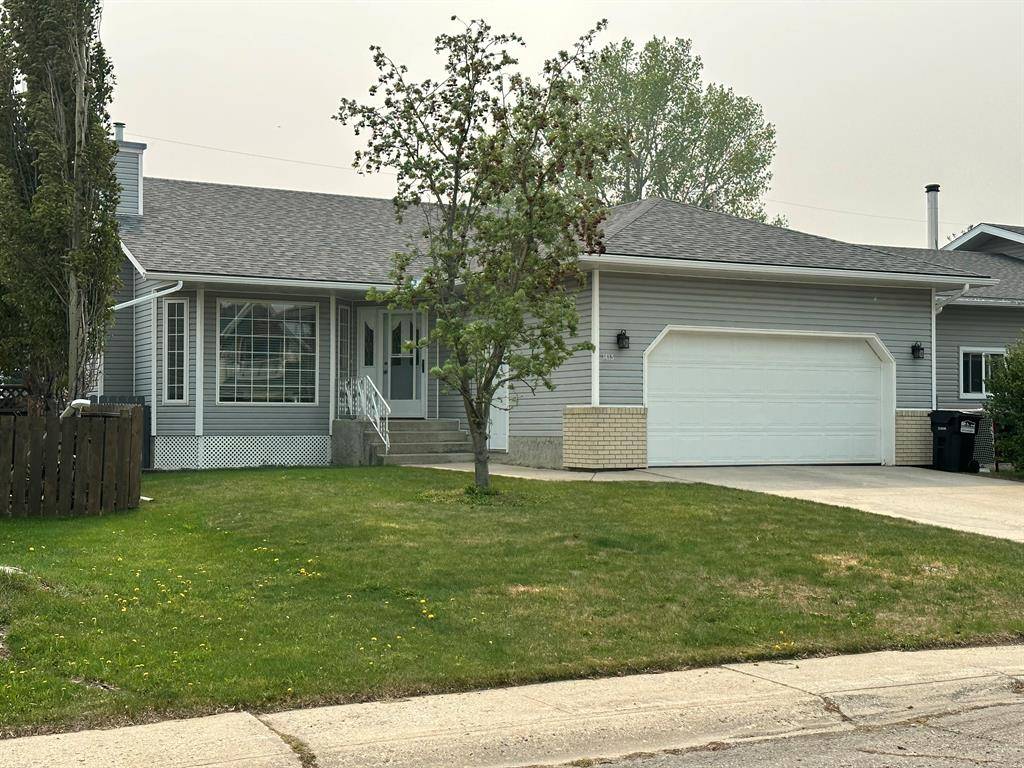 Didsbury, AB T0M 0W0,1413 22 AVE