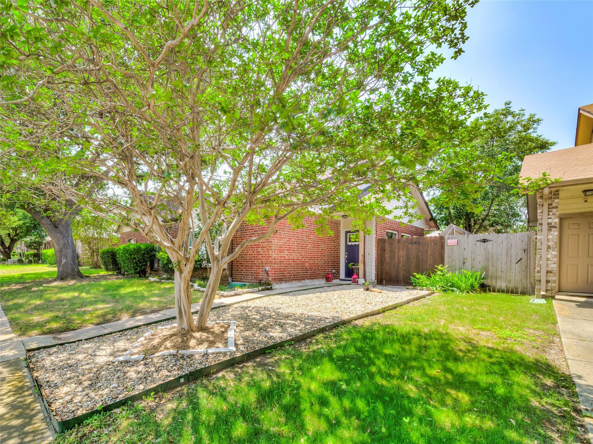 Euless, TX 76039,719 Normandy Drive