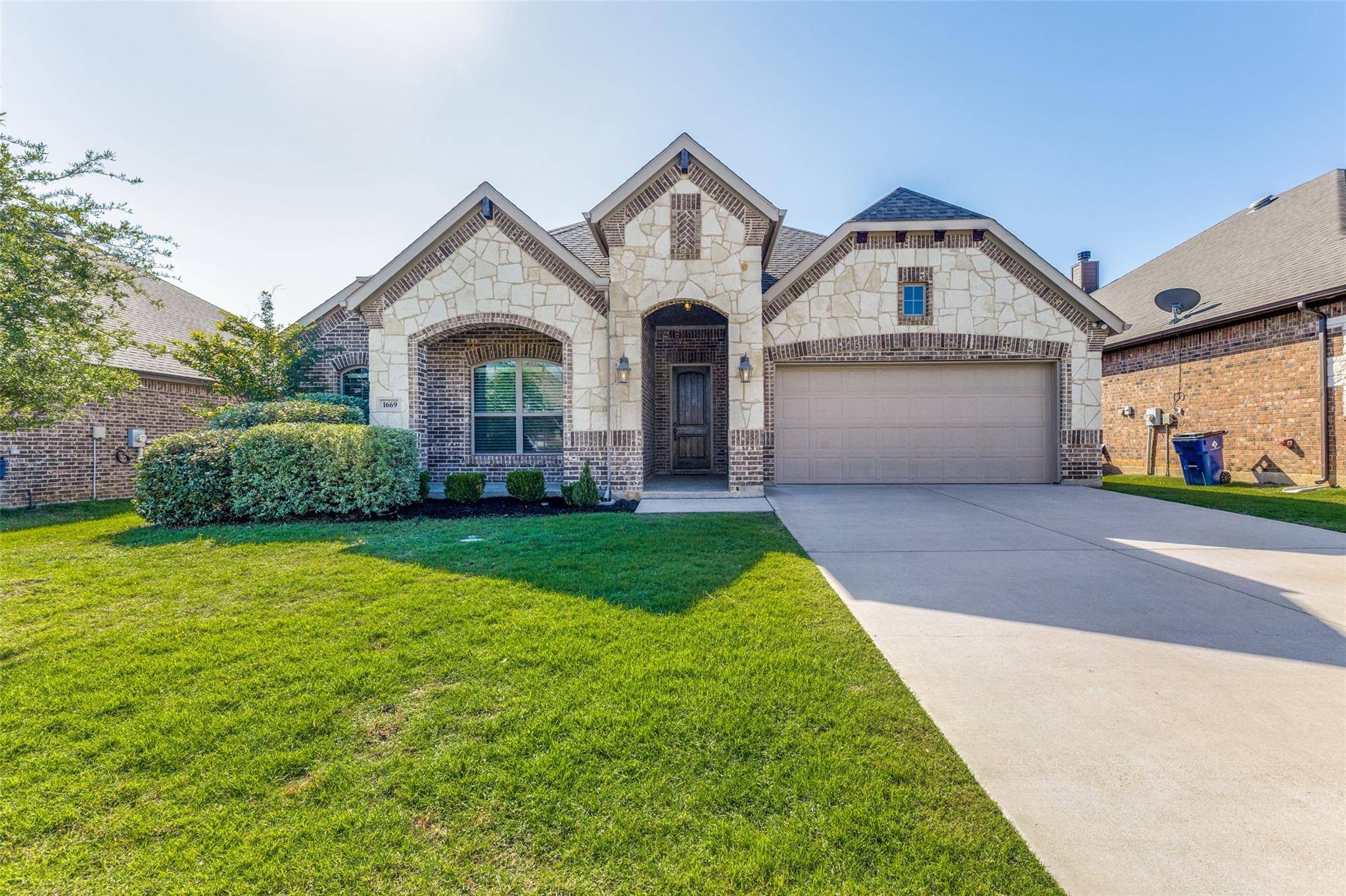 Burleson, TX 76028,1669 Laramie Lane