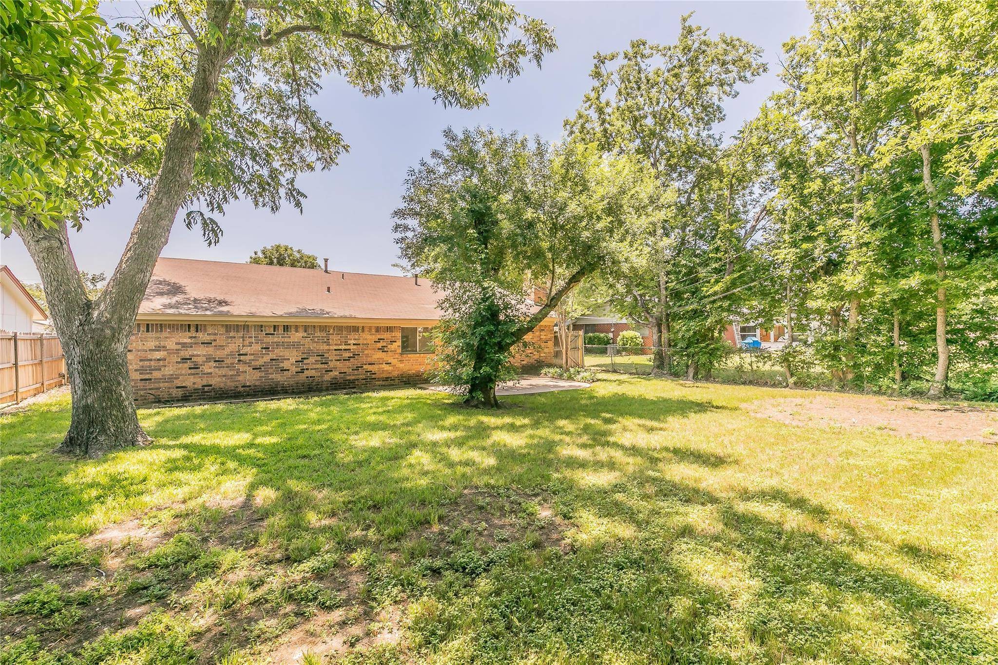 Grapevine, TX 76051,951 Easy Street