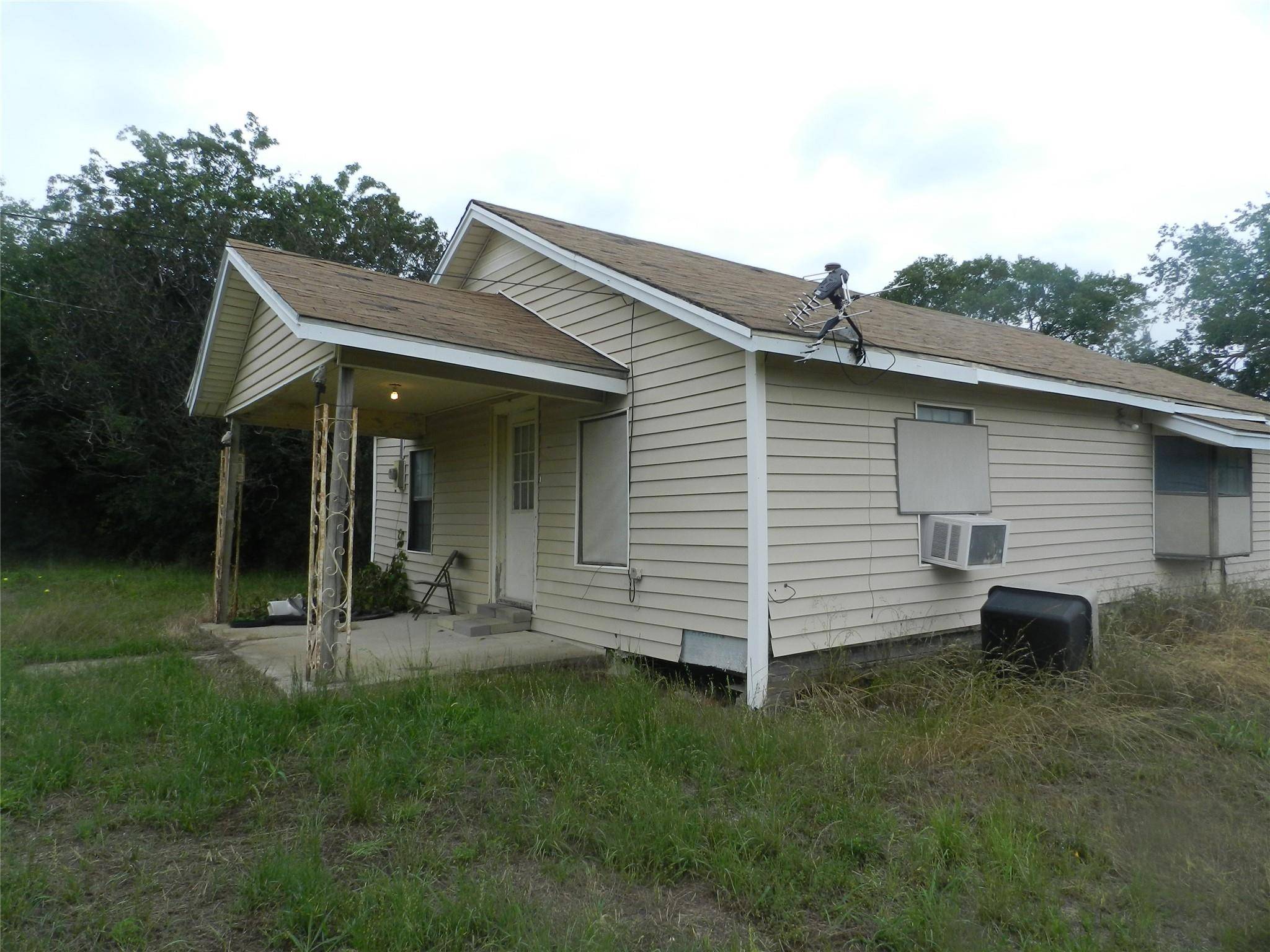 Hubbard, TX 76648,420 Hcr 3350 N