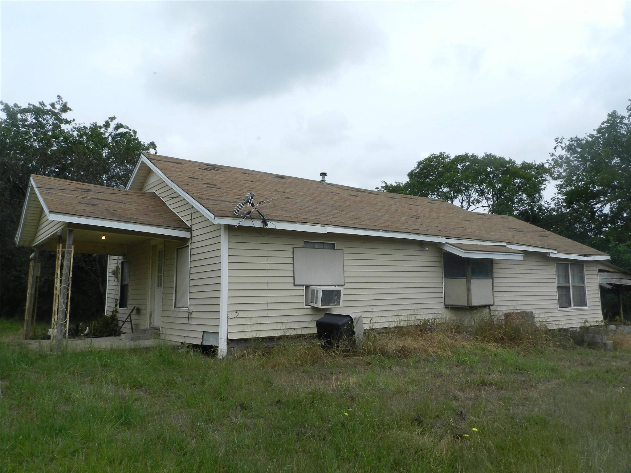 Hubbard, TX 76648,420 Hcr 3350 N