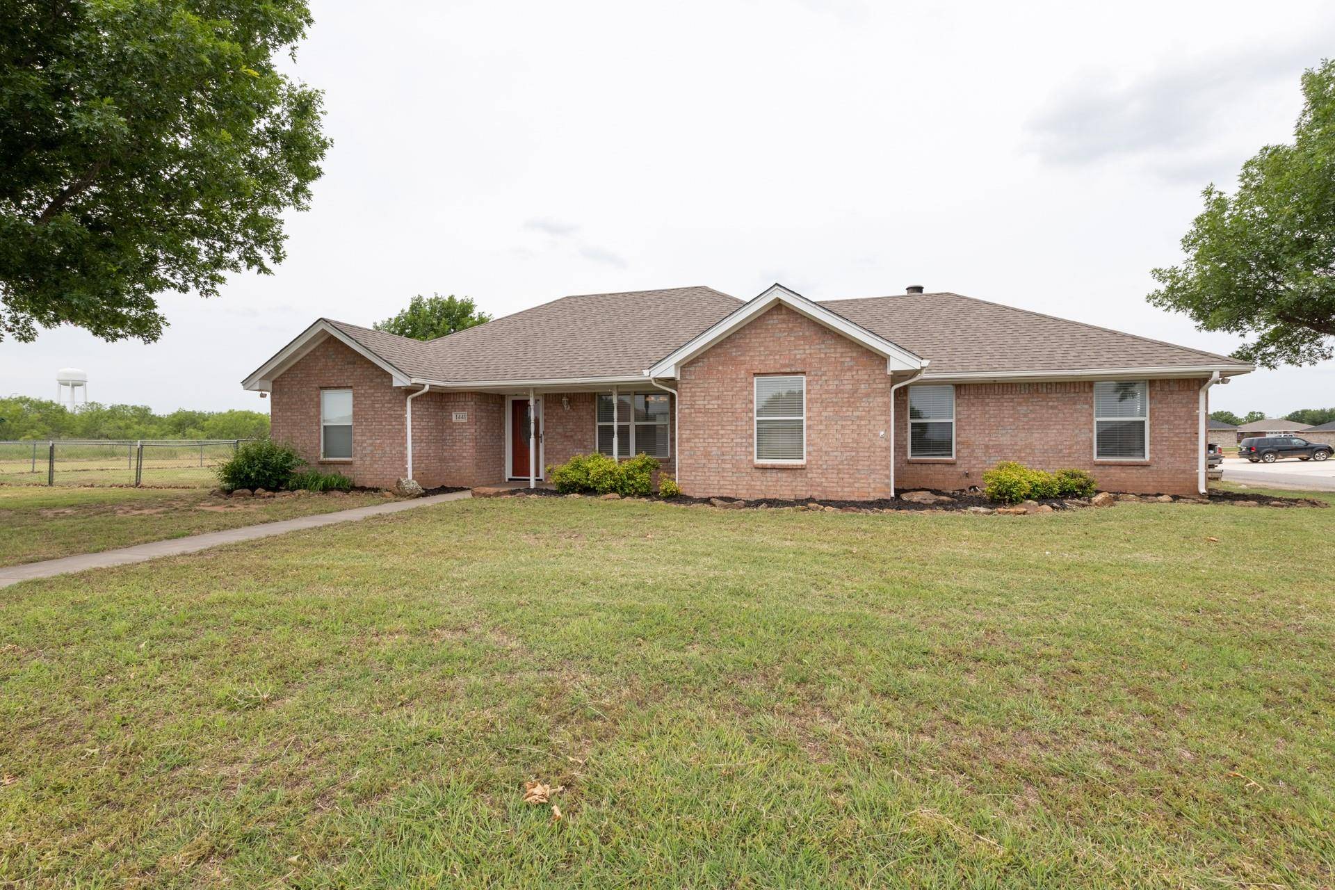 Henrietta, TX 76365,1441 Saddle Trail