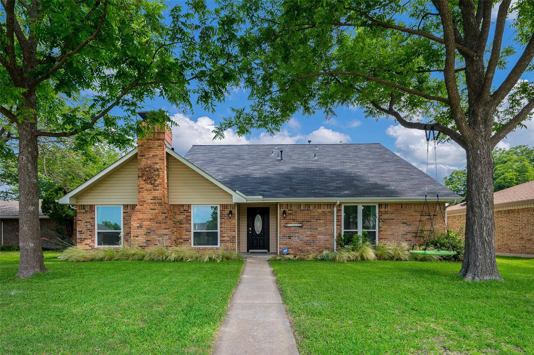 Richardson, TX 75081,1129 Princeton Drive