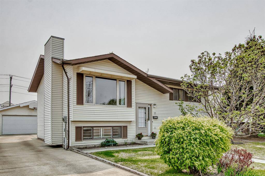 Red Deer, AB T4N 6P1,77 Hallgren AVE