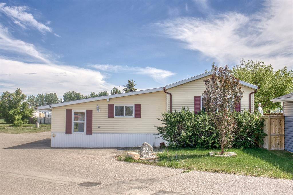 High River, AB T1V 1J8,321 Homestead Bay SE