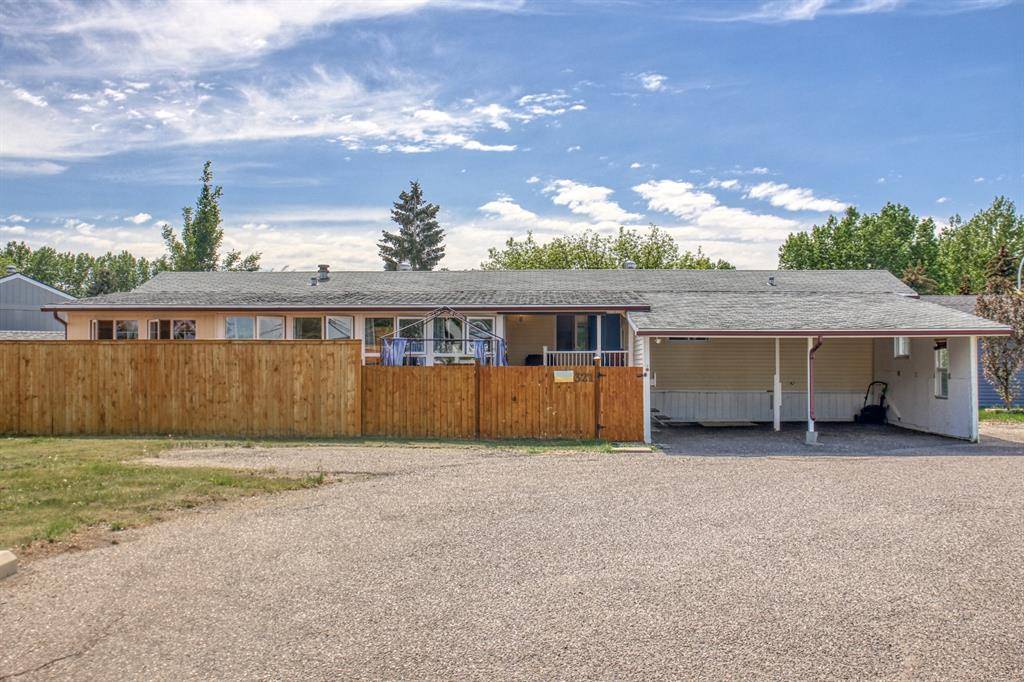 High River, AB T1V 1J8,321 Homestead Bay SE