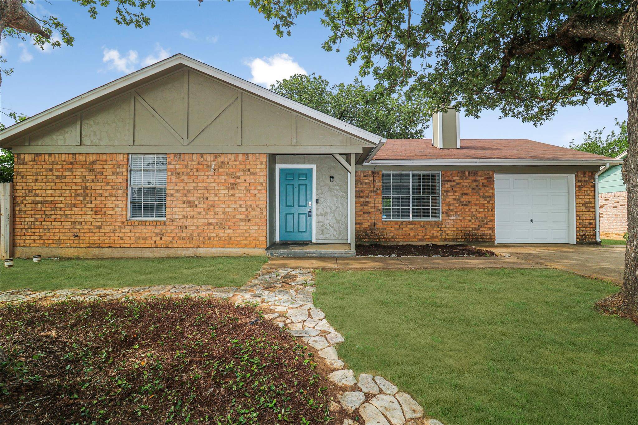 Arlington, TX 76017,5920 Twin Willows Drive