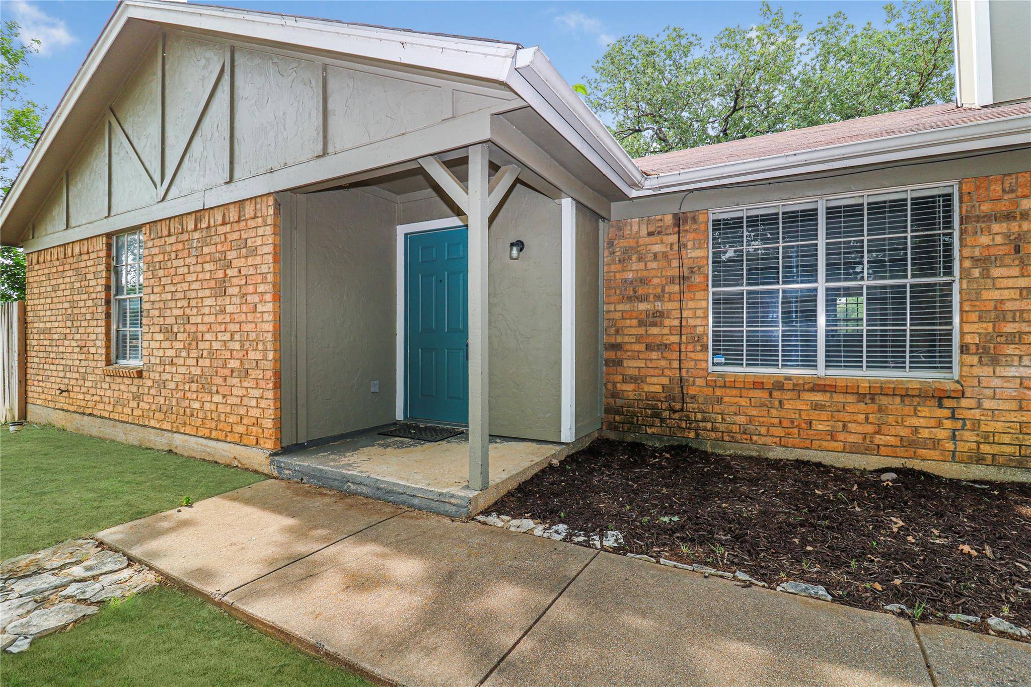 Arlington, TX 76017,5920 Twin Willows Drive