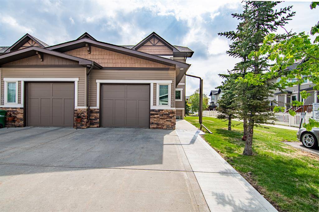 Red Deer, AB T4R 0L1,150 Vanier DR #306