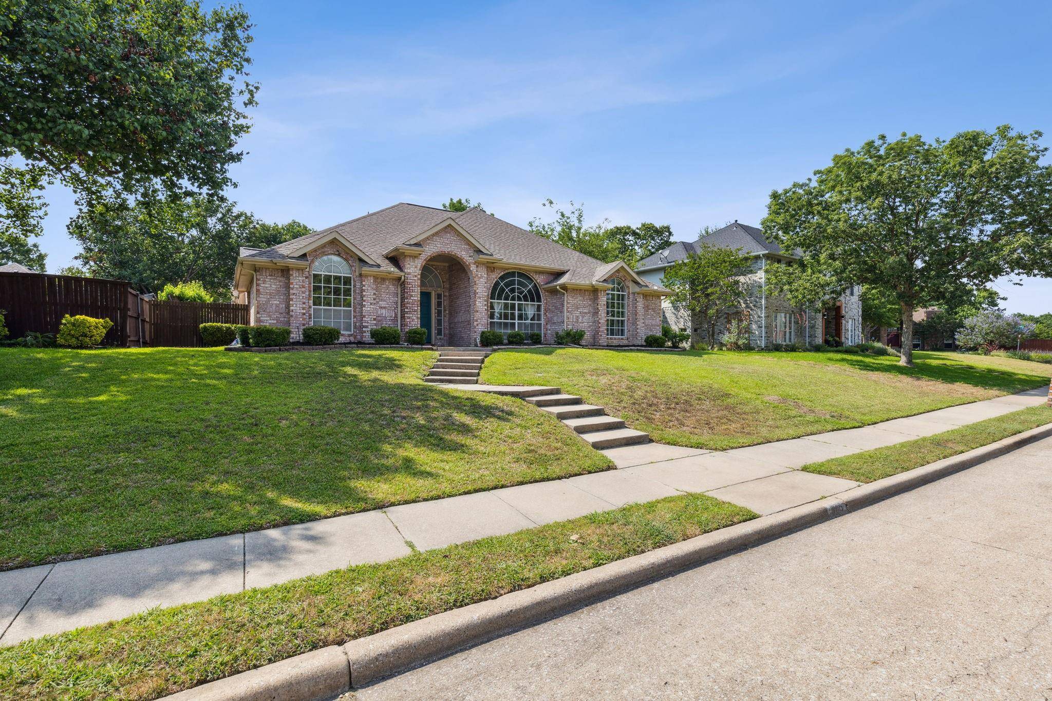 Allen, TX 75002,675 Ridgemont Drive