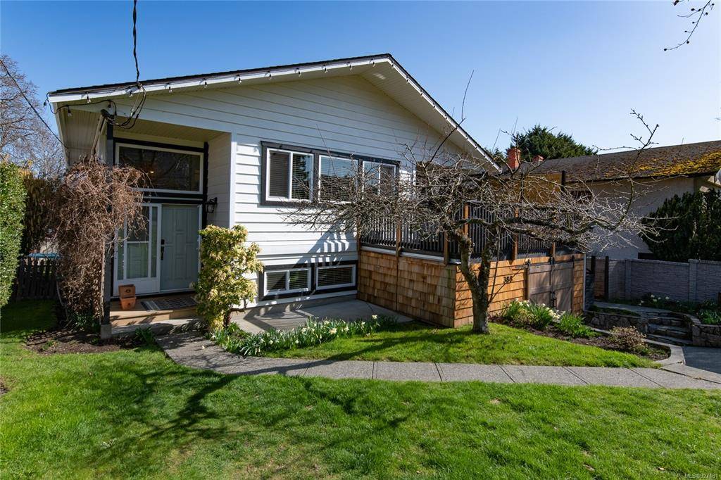 Saanich, BC V9A 2B5,388 Ker Ave