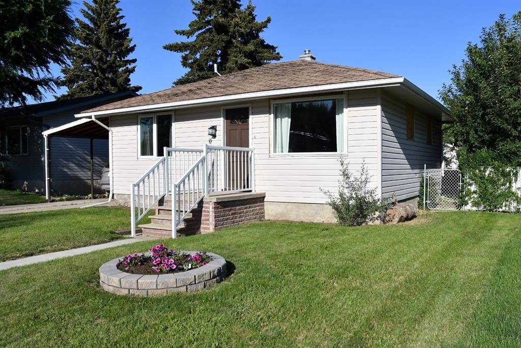 Rosemary, AB T0J 2W0,609 Tulip ST