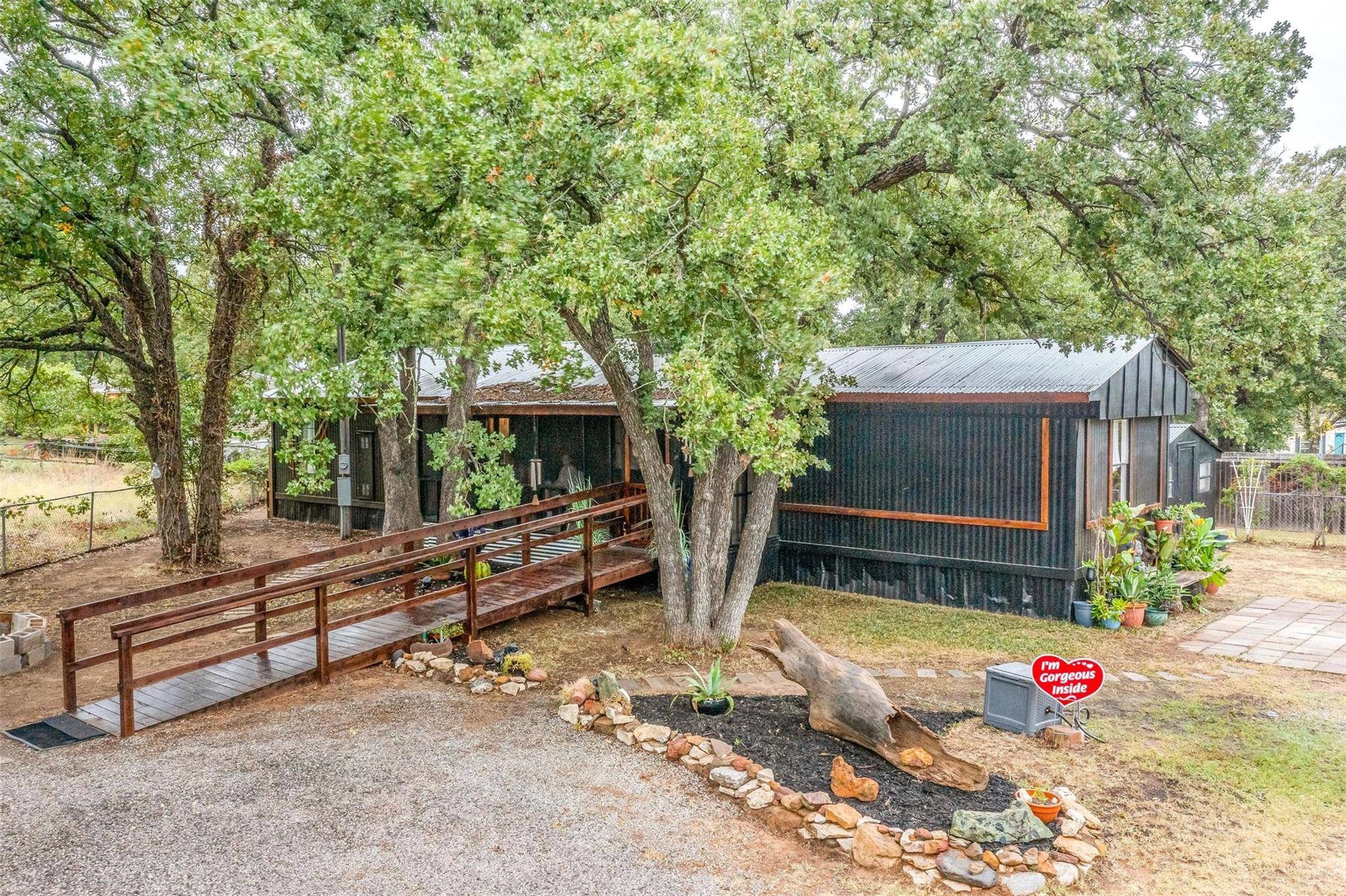 Alvarado, TX 76009,187 Pilgrim Road