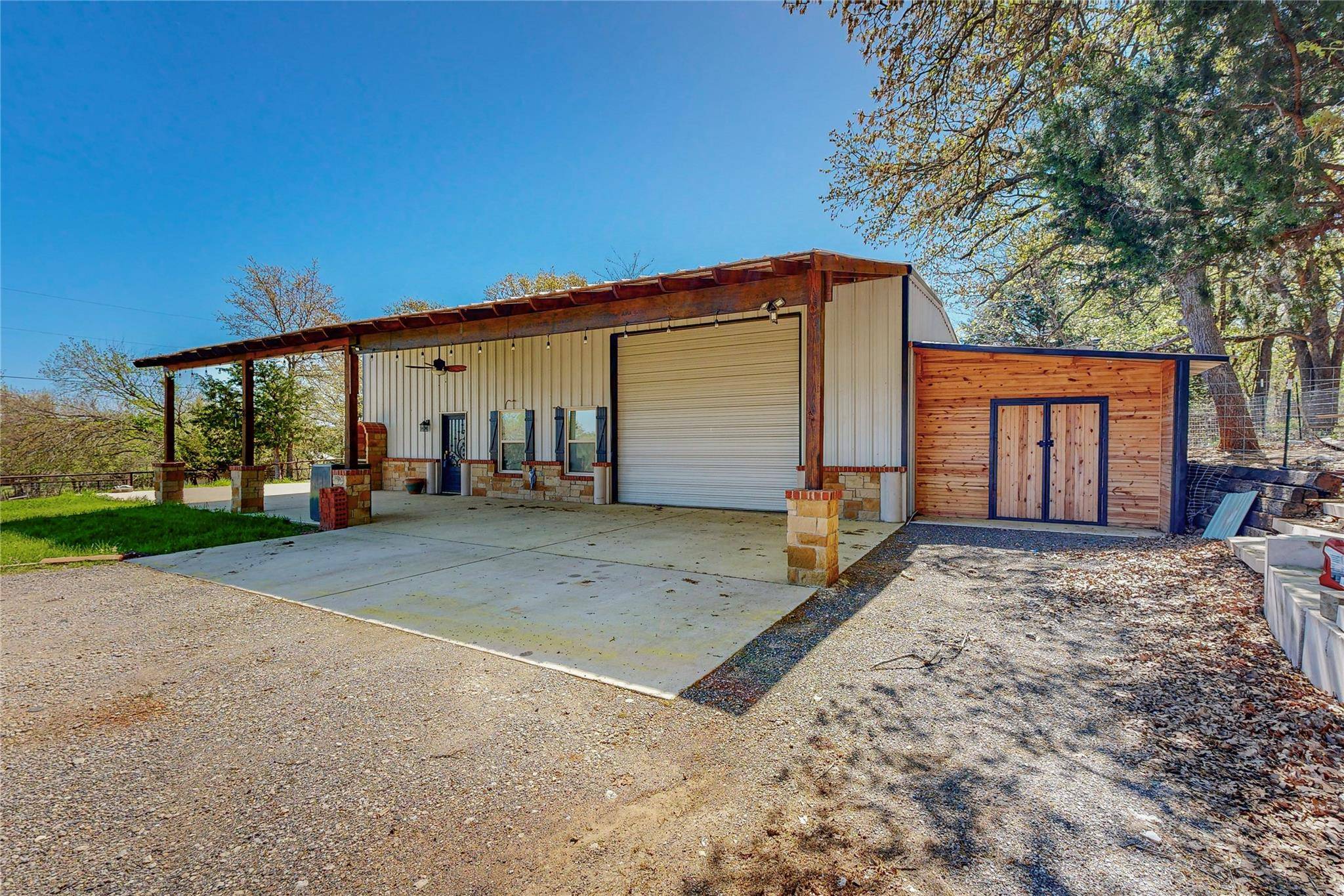 Cleburne, TX 76031,6136 Morey Road