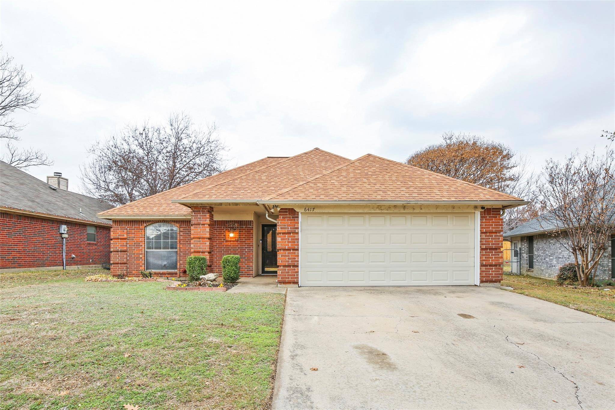 Fort Worth, TX 76179,6417 Woodcreek Trail