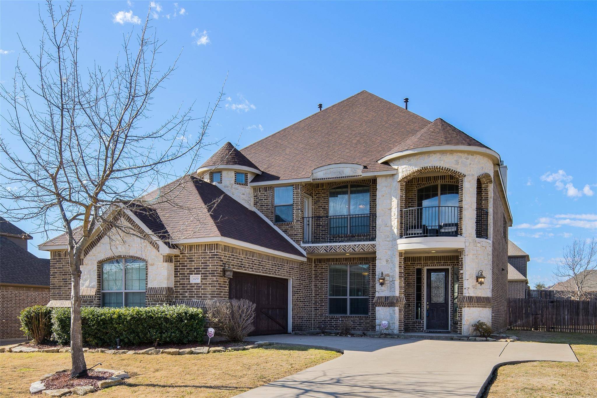 Desoto, TX 75115,609 Meadow Wood Court