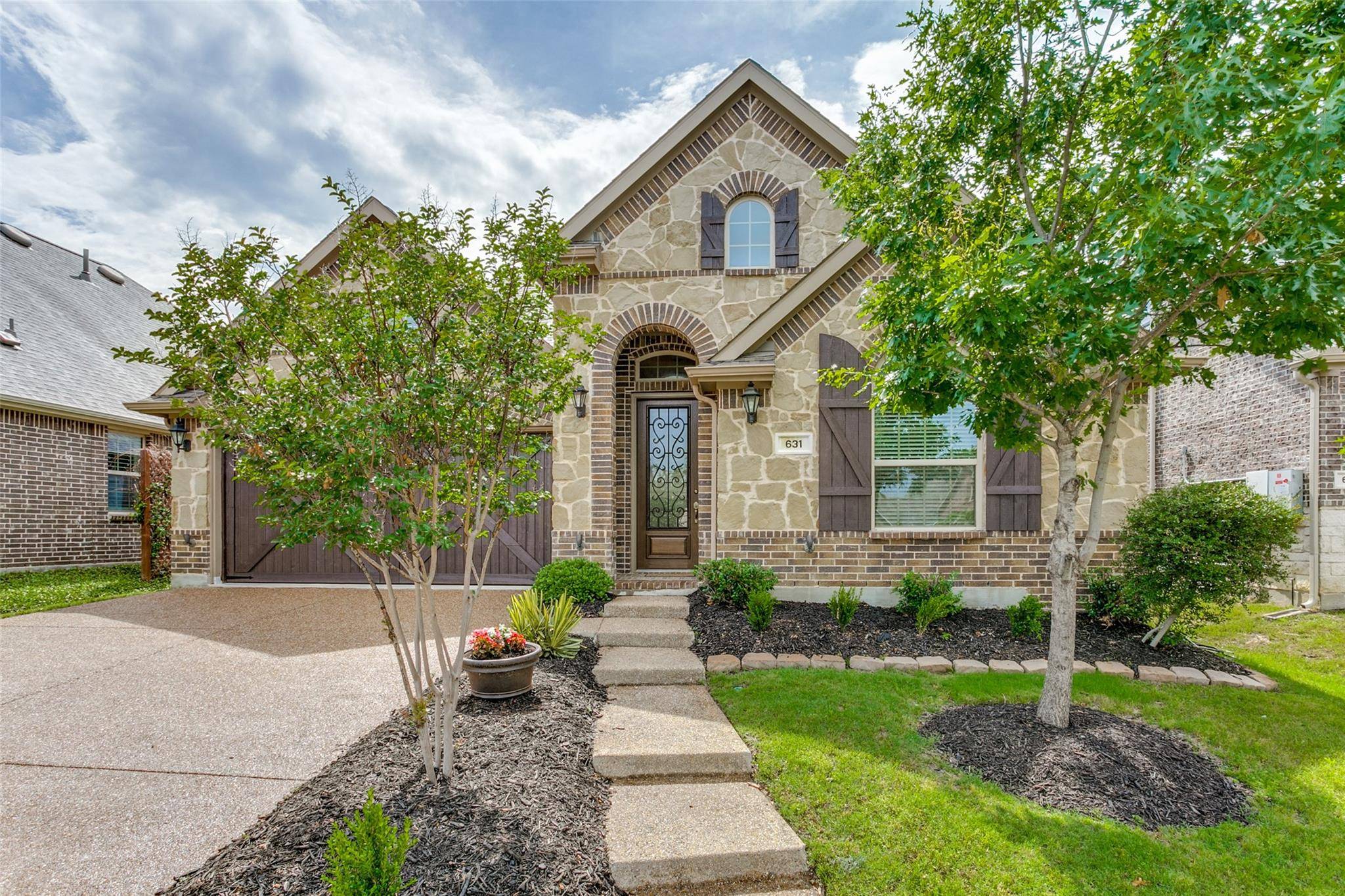 Euless, TX 76039,631 Bridgewater Street