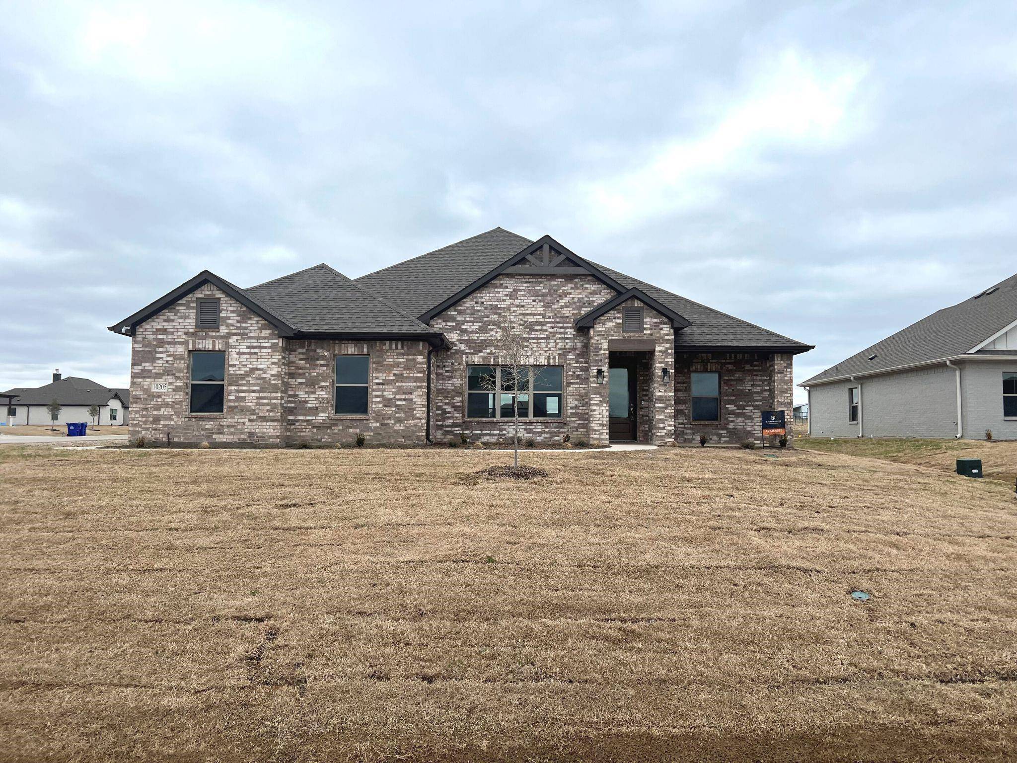 Sanger, TX 76266,10205 Finch