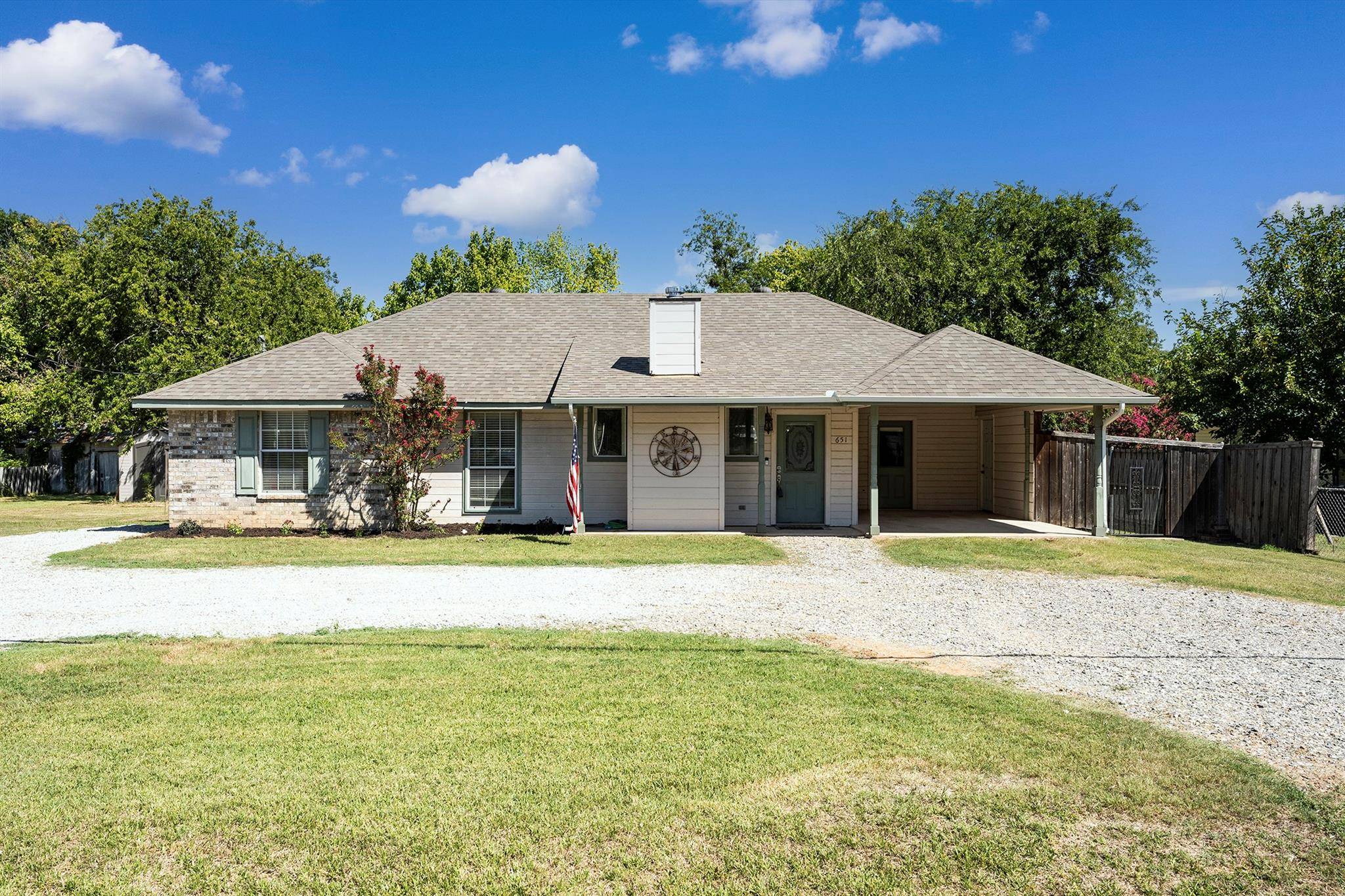 Van Alstyne, TX 75495,651 N Dallas Street