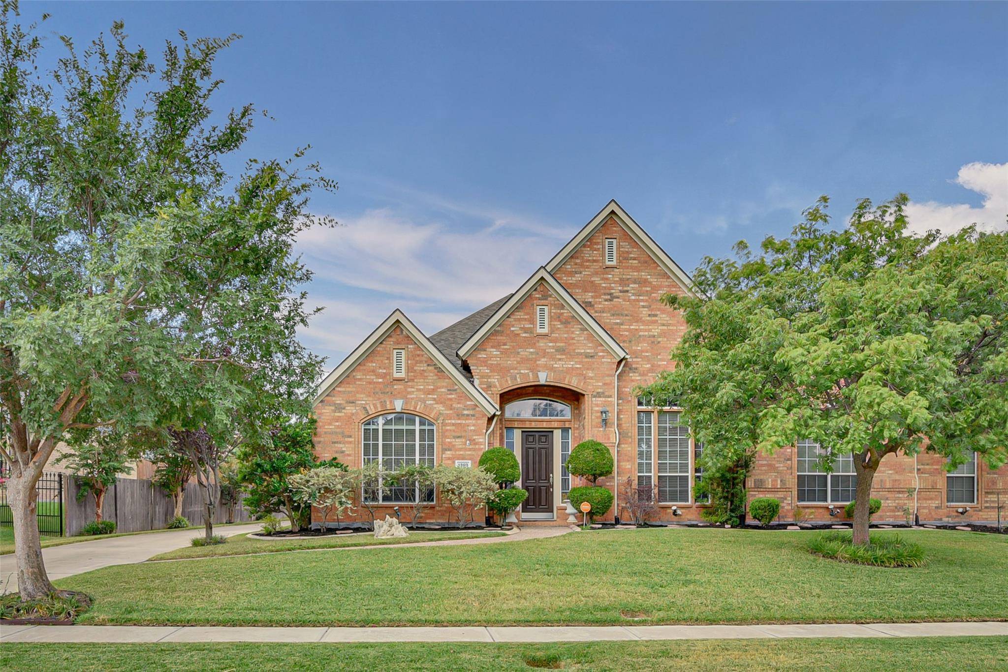 Mansfield, TX 76063,1305 Fox Lane