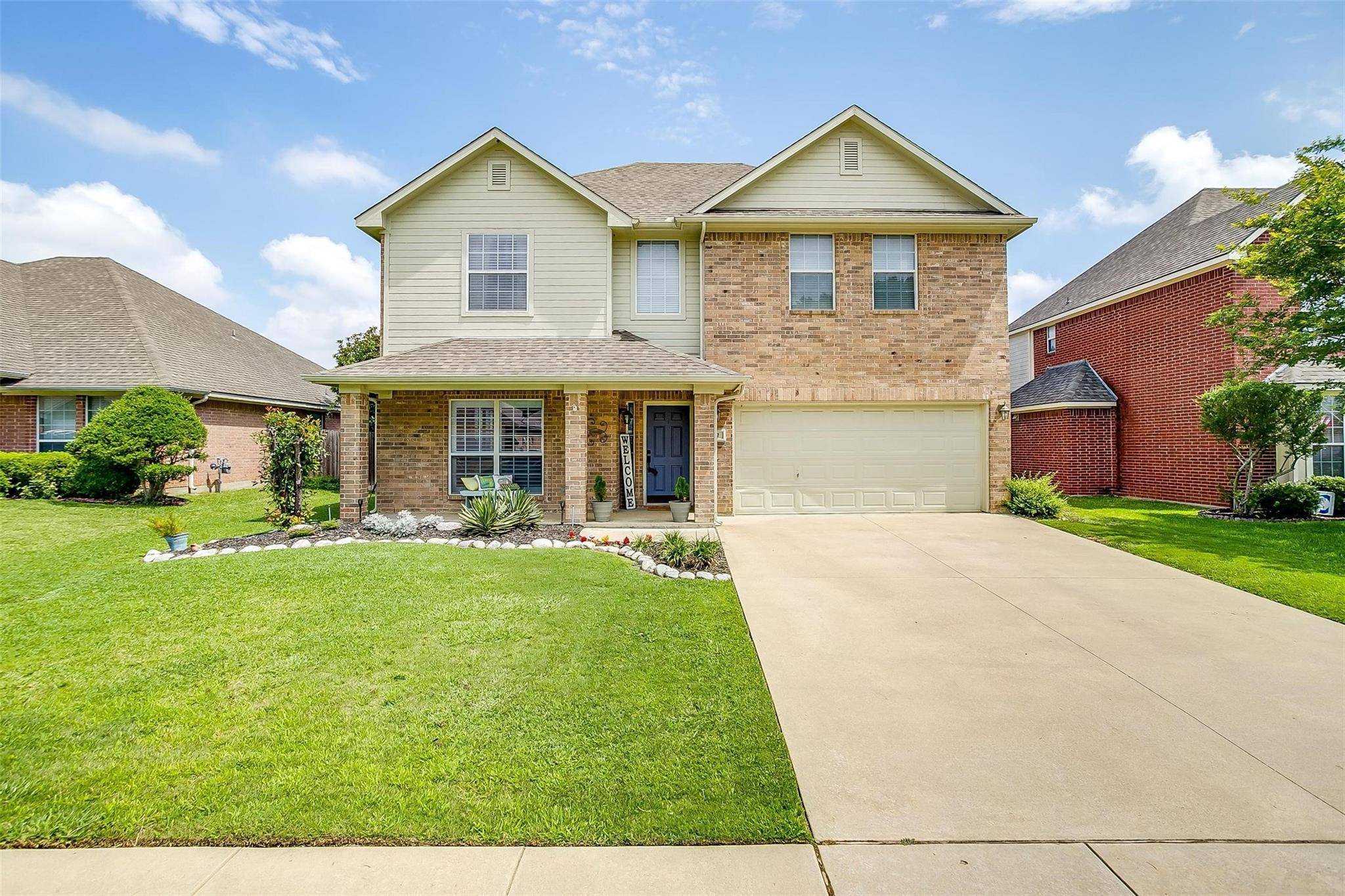 Burleson, TX 76028,807 Huebner Way