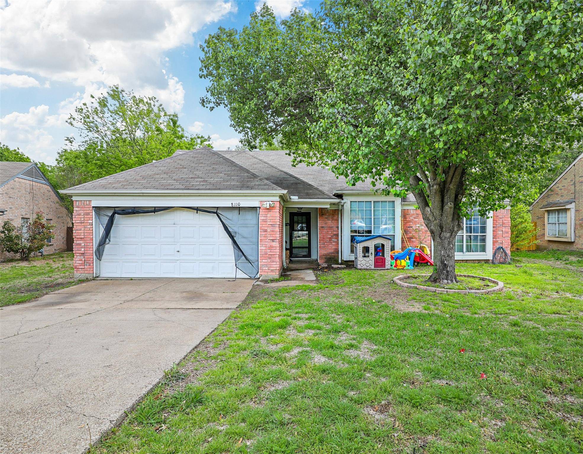 Rowlett, TX 75089,8110 Blackfin Drive