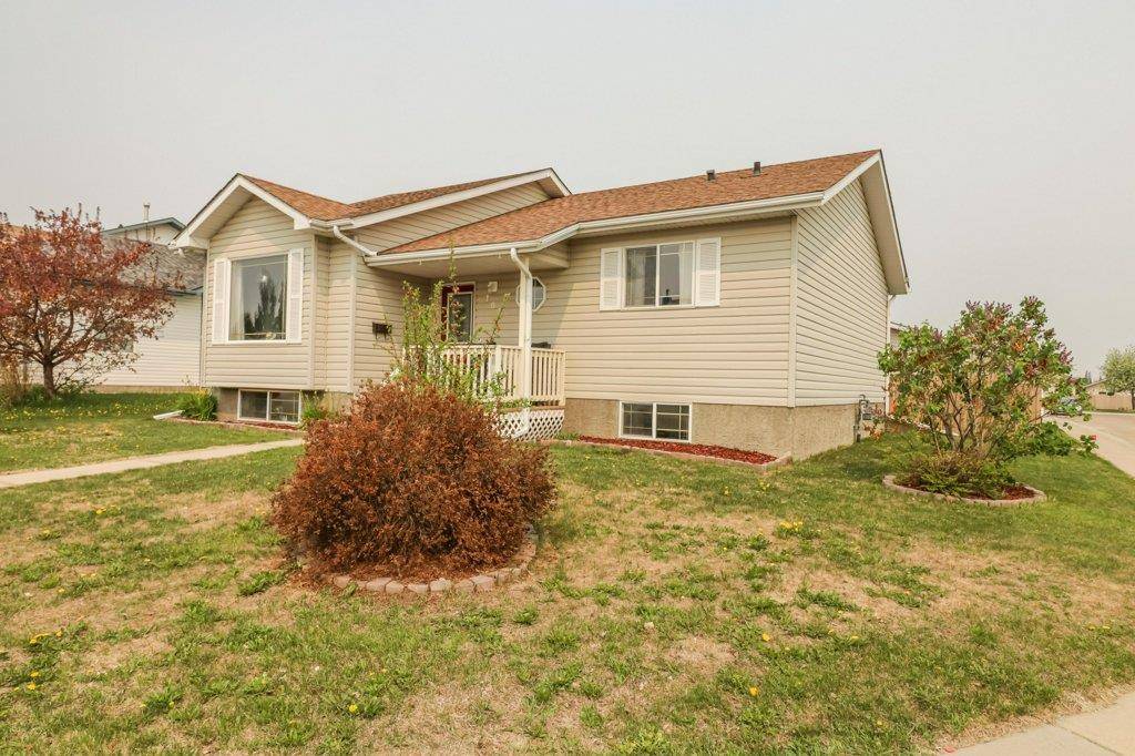 Red Deer, AB T4R 2R6,105 Lamont Close