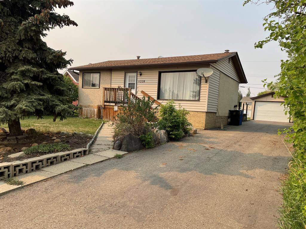 Fairview, AB T0H1L0,11228 105 AVE