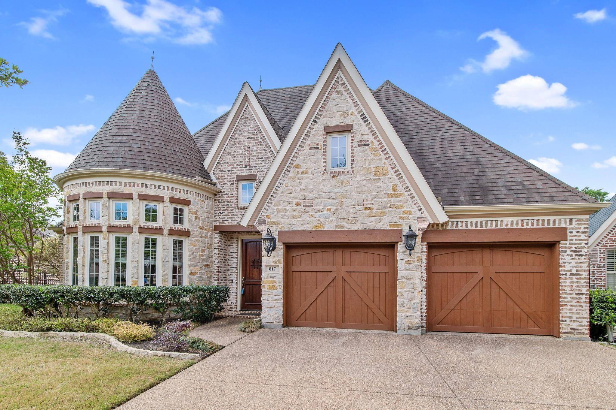 Colleyville, TX 76034,817 Creekview Lane