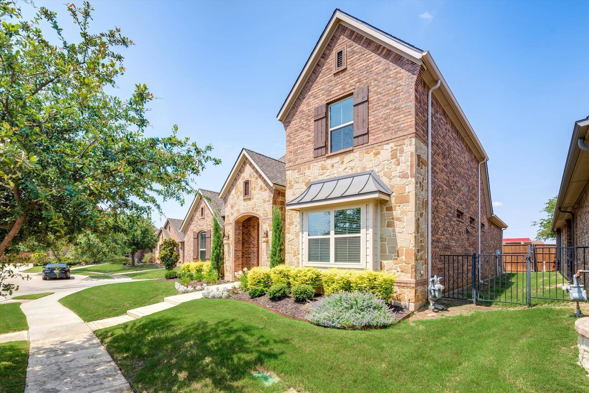 North Richland Hills, TX 76182,6909 Bobwhite Drive