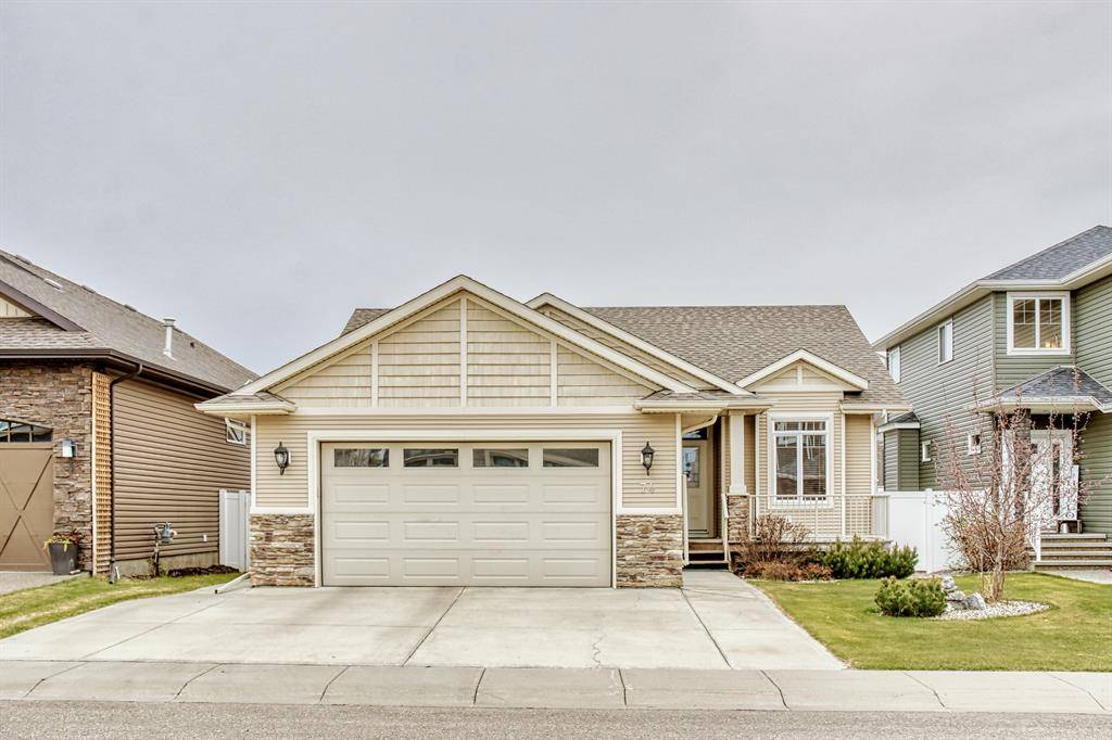 Red Deer, AB T4R 0M9,74 Voisin Close