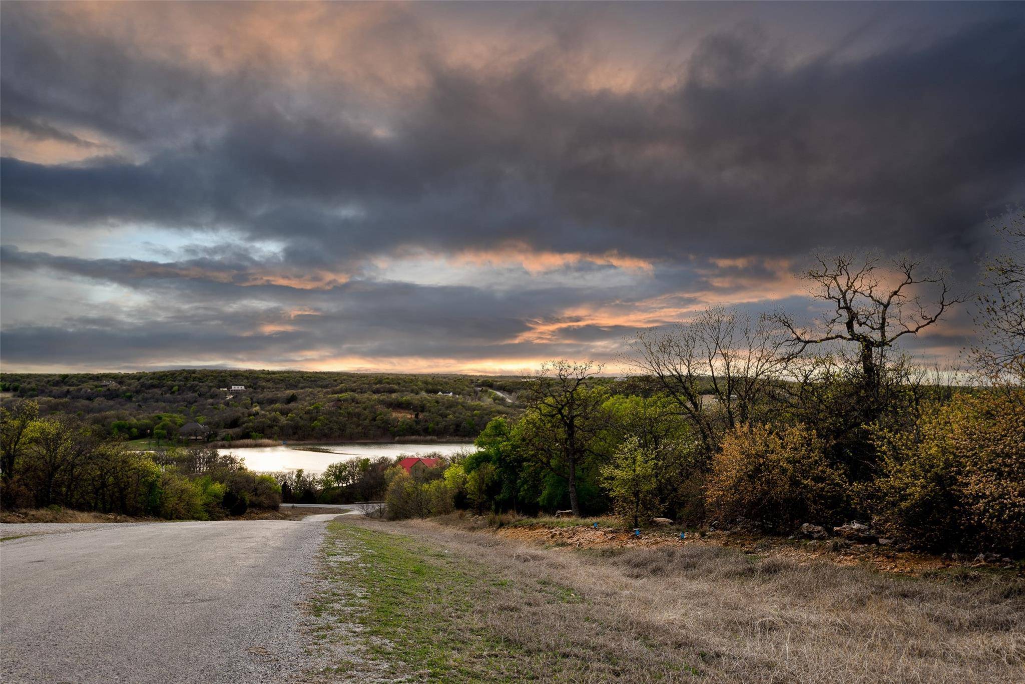 Sunset, TX 76270,106 Pheasant Run Court