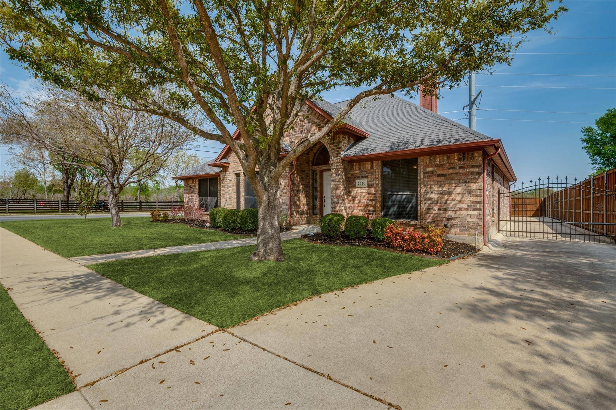 North Richland Hills, TX 76182,7420 Comis Drive