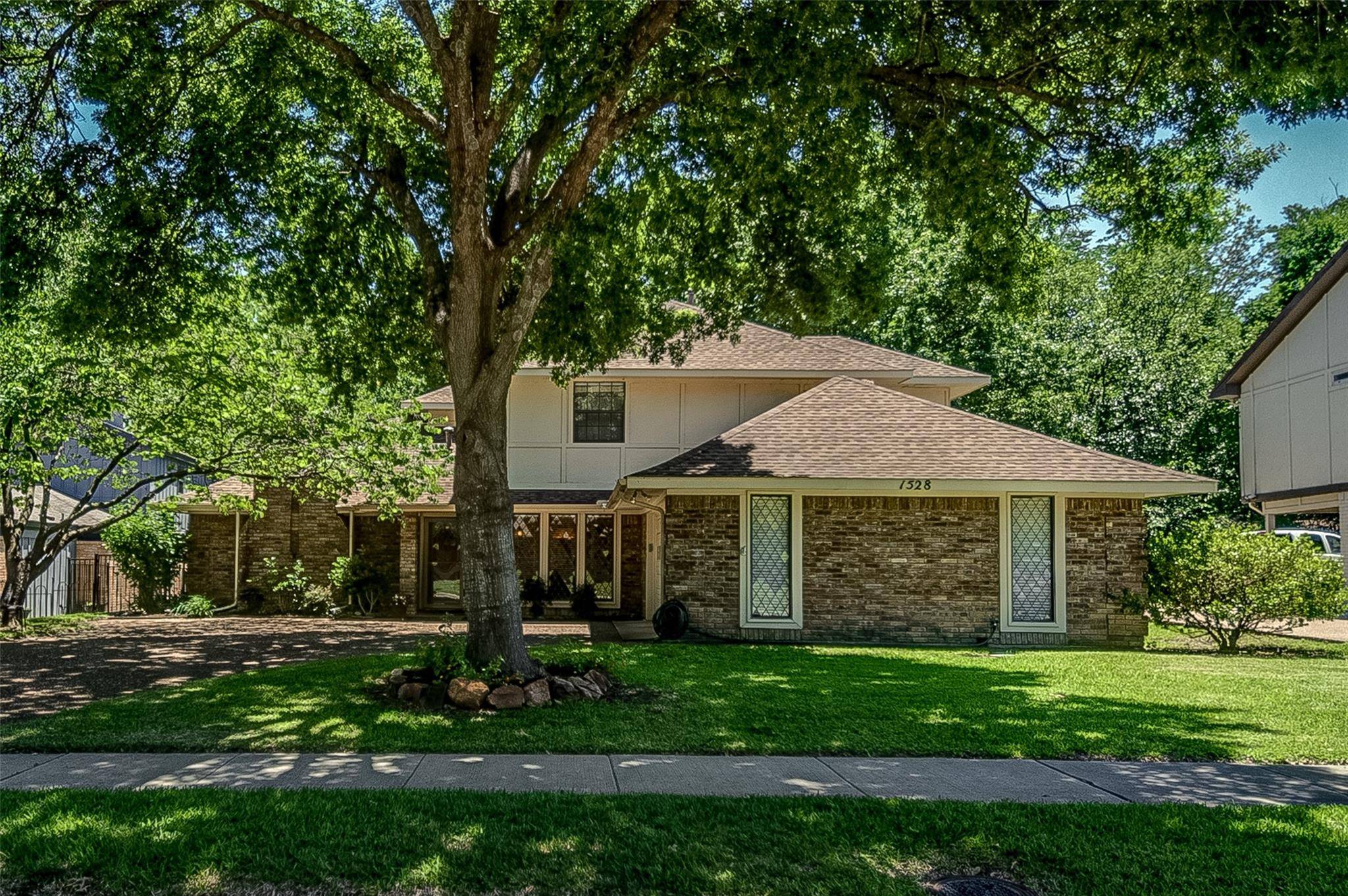 Plano, TX 75075,1528 Idyllwild Drive