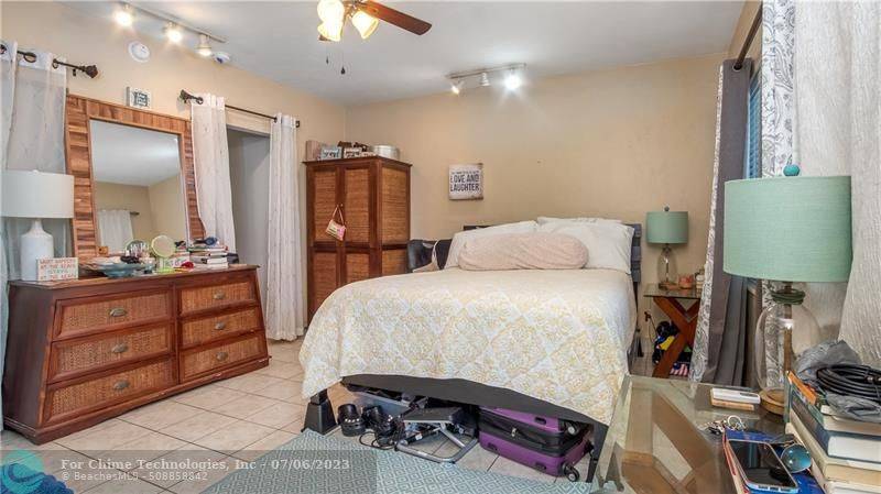 Pompano Beach, FL 33062,820 N Ocean Blvd #1