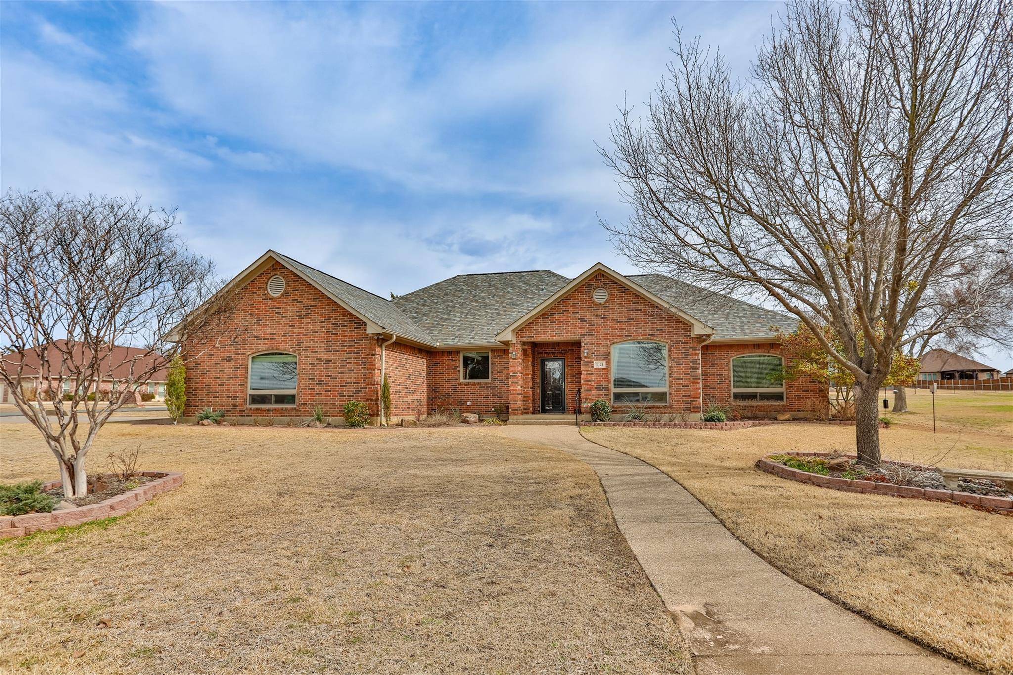 Lake Kiowa, TX 76240,1321 Kiowa Drive E